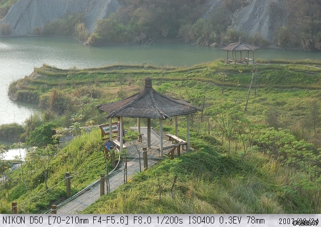 老鏡到底值不值得修(發霉送洗),希望大家給點意見