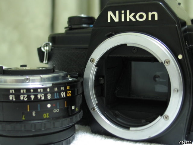 老爸的寶貝NIKON EM