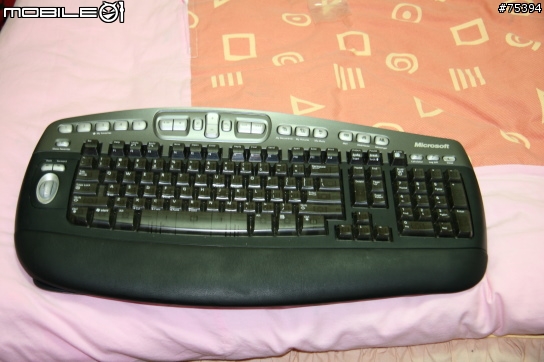 VISTA的好夥伴Wireless Entertainment Desktop 7000