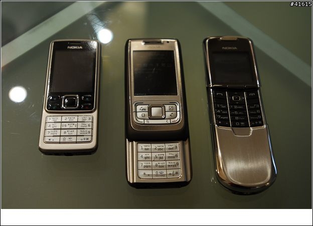 老婆的新機 Nokia 6300 開箱 及我的N氏一族