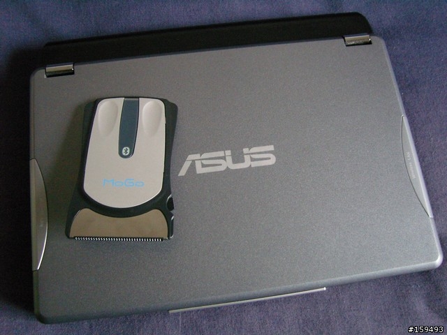 MoGo Mouse BT ~ PCMCIA 超薄名片藍牙鼠