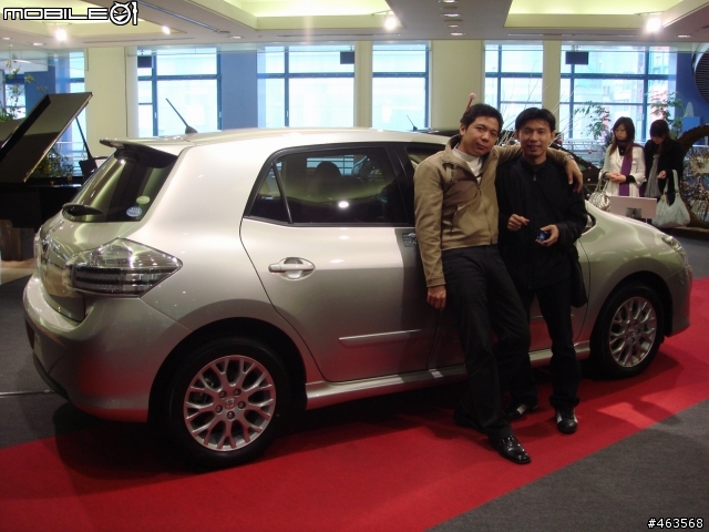 東京池袋的amlux(toyota show room)愛車人必去