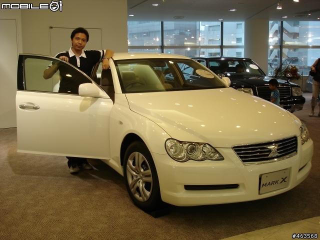 東京池袋的amlux(toyota show room)愛車人必去