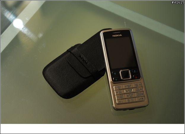 老婆的新機 Nokia 6300 開箱 及我的N氏一族