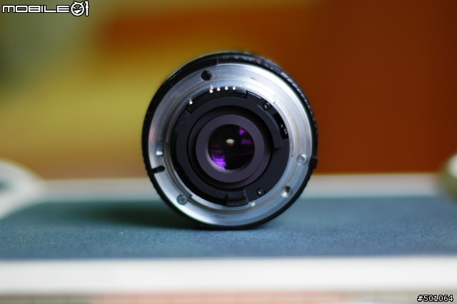 老鏡分享-Nikon AF Nikkor 28mm F2.8