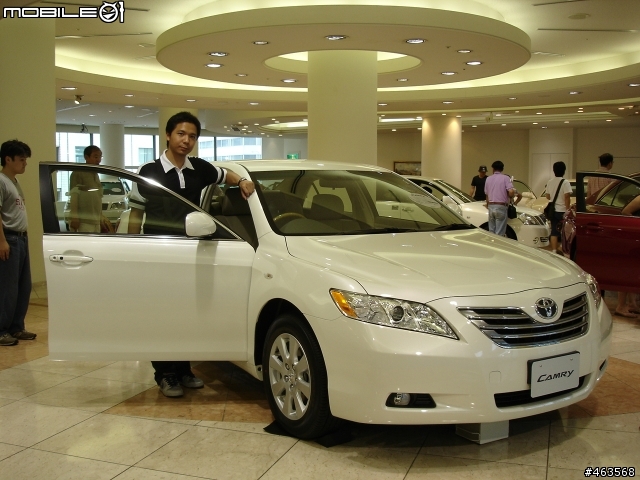 東京池袋的amlux(toyota show room)愛車人必去