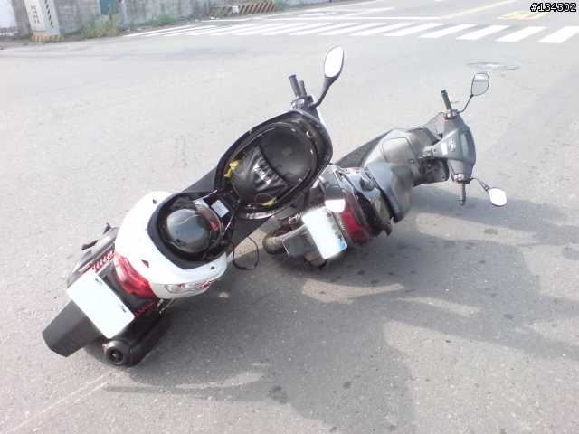 『已解決,感謝各位的資訊(新增於38樓)』機車對機車擦撞,該如何處理…(有經驗的大大麻煩解說一下),