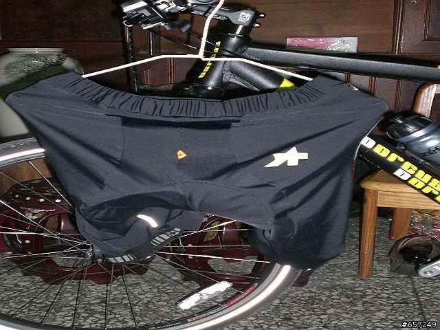 發表穿ASSOS的車衣和車褲的感想