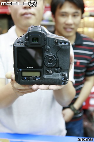 不小心的"Canon 1D MarkIII "台灣首開箱~~