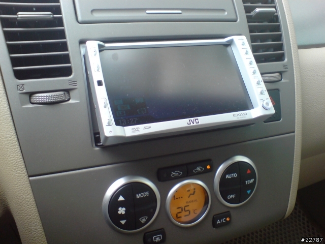 TIIDA的影音新夥伴-- JVC KW-AVX700