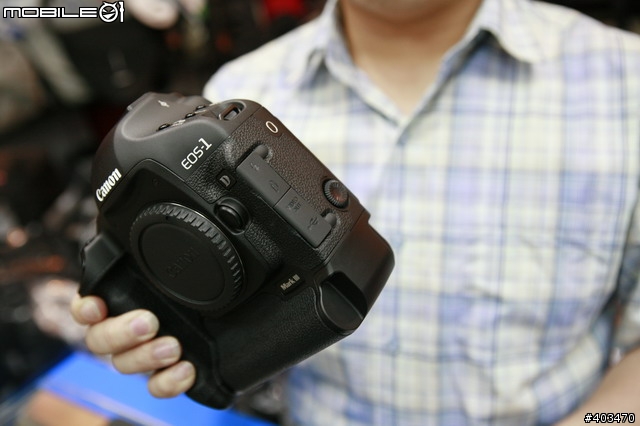 不小心的"Canon 1D MarkIII "台灣首開箱~~