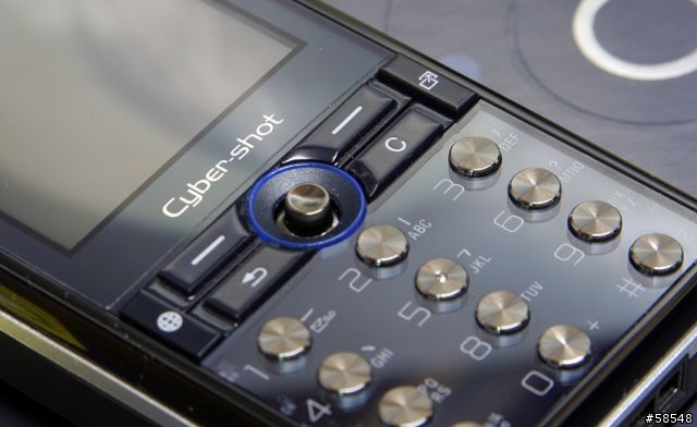 K810i