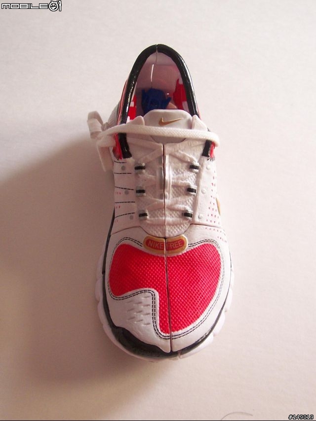 【分享】 變形金剛 NIKE FREE 7.0 TRANSFORMERS SPORTS LABEL MEGATRON