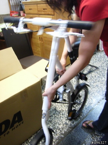 史上最速折疊小車STRIDA 5.0小白開箱文(圖多)
