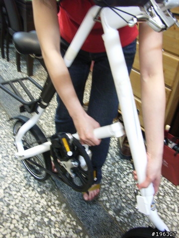 史上最速折疊小車STRIDA 5.0小白開箱文(圖多)