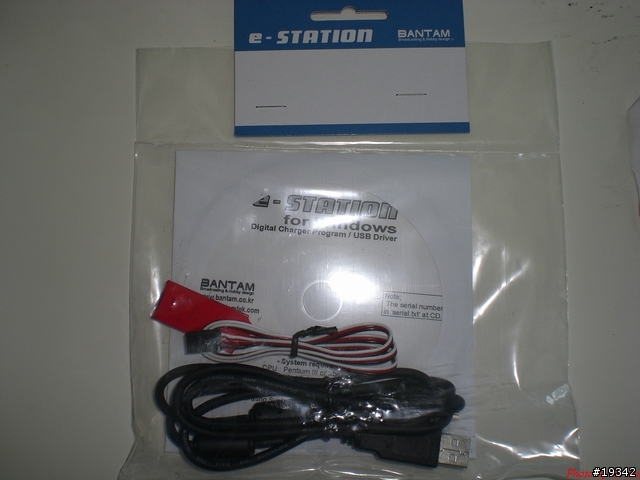 96-05-25收到的充電器BC-6,為了一堆電動遙控模型的鋰電池