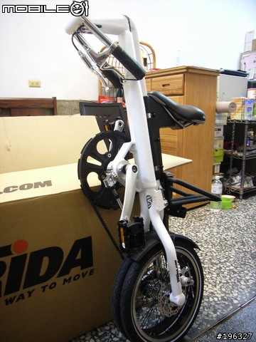 史上最速折疊小車STRIDA 5.0小白開箱文(圖多)