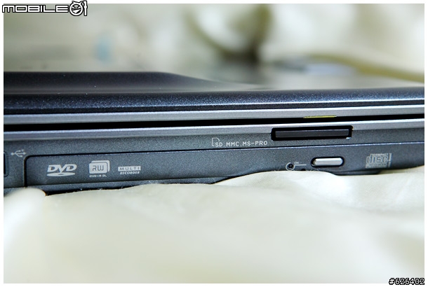 體驗雙螢幕的全新快感-ASUS W5Fe入手