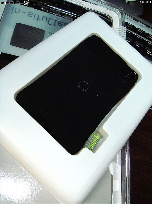 moshi iPouch Mobile保護套開封照-k810i指紋機最愛