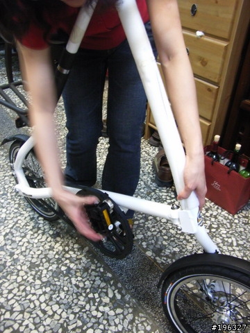 史上最速折疊小車STRIDA 5.0小白開箱文(圖多)