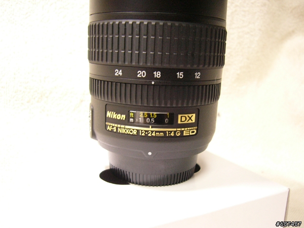 Nikon 12-24mm f/4.0 廣角鏡頭的開箱&試拍(純分享)