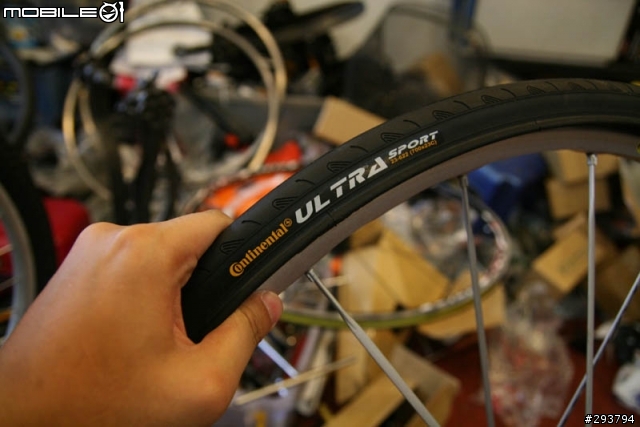 公路車第一次開箱就上手-FUJI Roubaix Pro