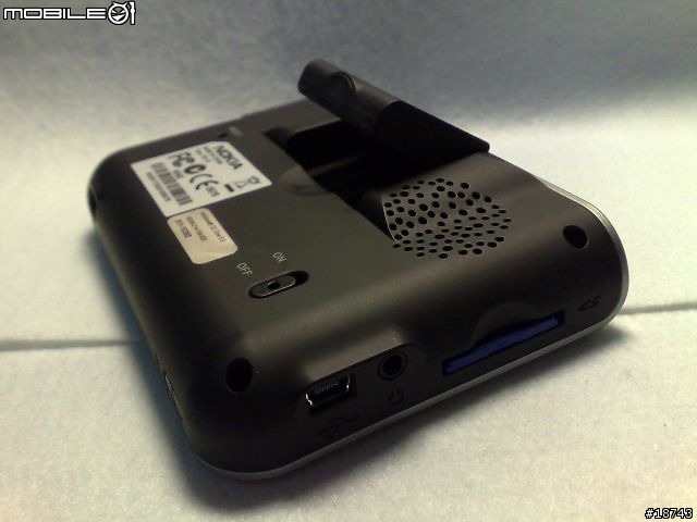 Nokia 330 - 初試啼聲的車用導航機