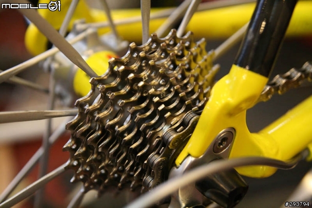公路車第一次開箱就上手-FUJI Roubaix Pro