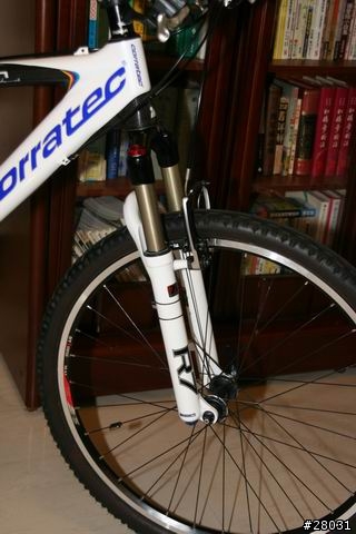 (分享)我的新車2007 Corratec Revolution
