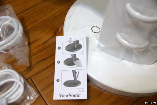 ViewSonic W2255h 開箱囉~~