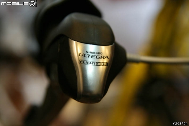 公路車第一次開箱就上手-FUJI Roubaix Pro