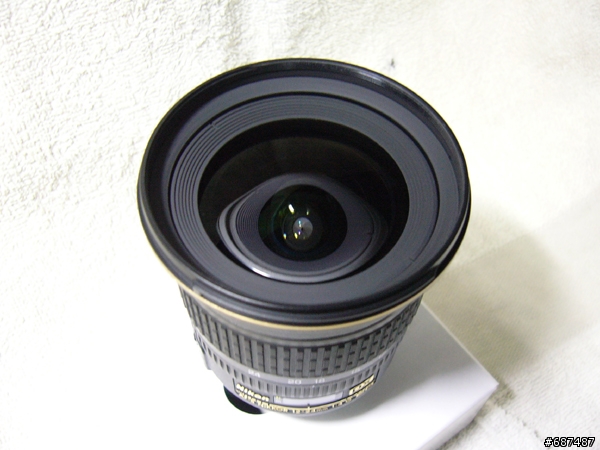 Nikon 12-24mm f/4.0 廣角鏡頭的開箱&試拍(純分享)