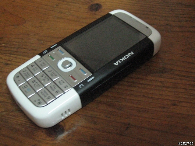 分享~生活好夥伴Nokia 5700