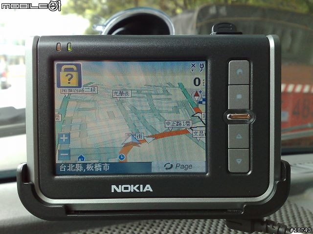 Nokia 330 - 初試啼聲的車用導航機