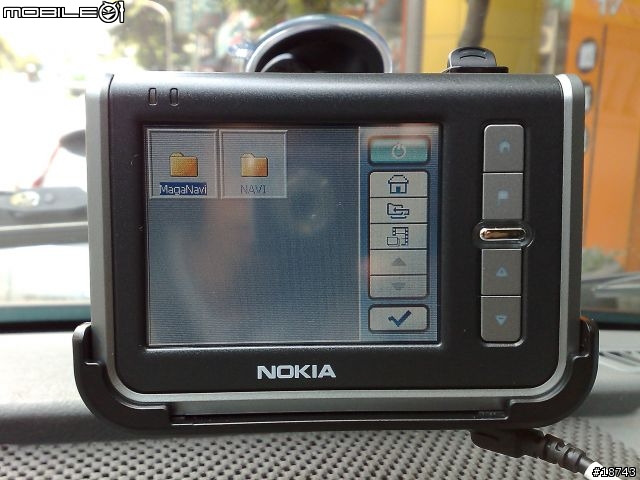 Nokia 330 - 初試啼聲的車用導航機