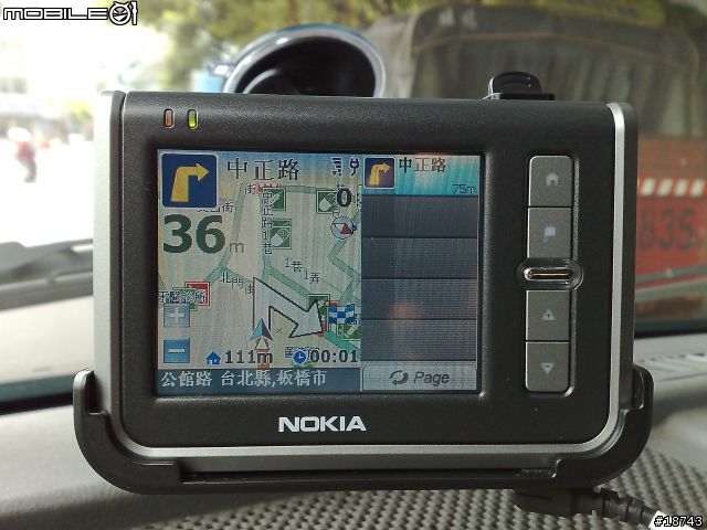 Nokia 330 - 初試啼聲的車用導航機