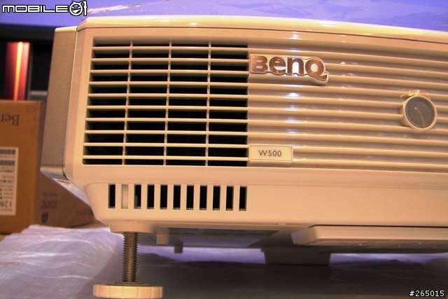 BenQ W500 HQV投影機入手開箱記