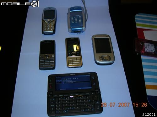 Nokia E90 開機文(圖~非常的多)