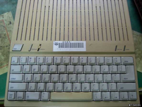 精典機展示.APPLE II C+