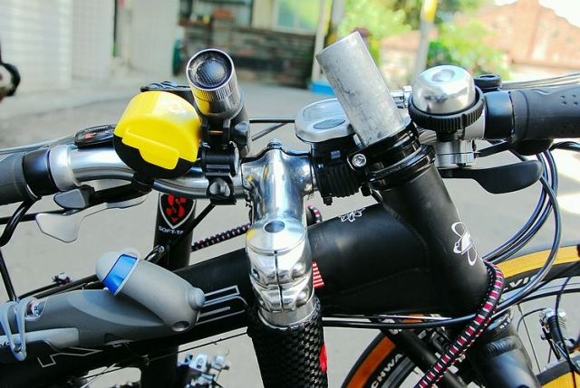 KHS F20-T3改裝 XT/XTR後變改裝分享 及 t3龍頭拆下如何擺!