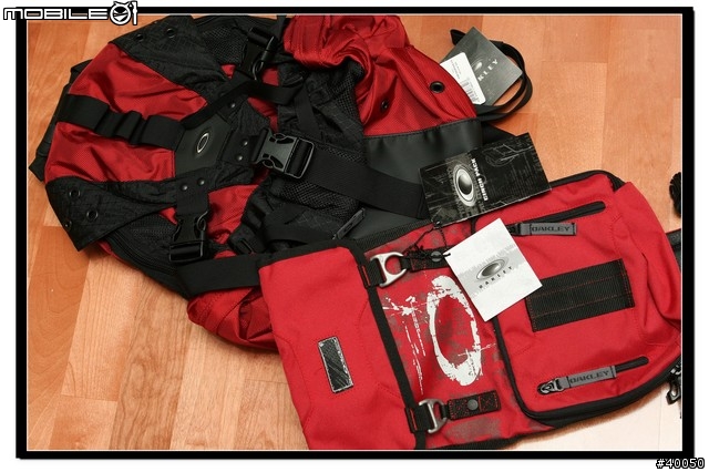 OAKLEY ICON 2.0 後背包& 旅行的行前準備 攝影器材篇