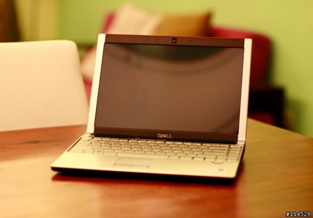 DELL M1330 紅色LED版開箱文~(圖多)