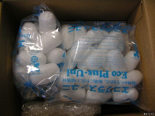 黑魂~F700睡夢中開箱篇
