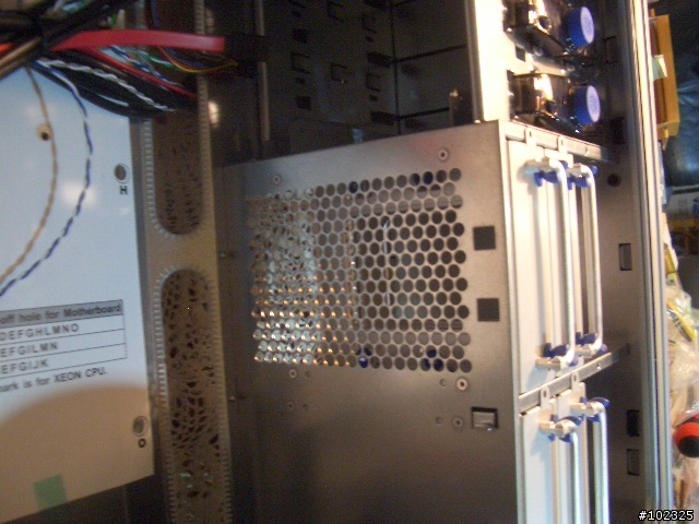 電腦、家電?傻傻分不清楚! Coolermaster Cosmos 1000 開箱分享文 圖多請注意