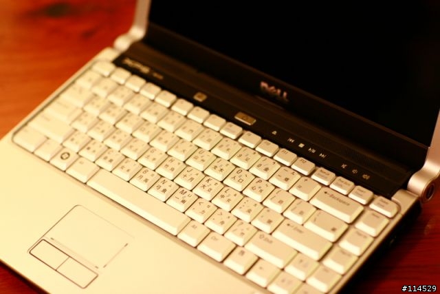 DELL M1330 紅色LED版開箱文~(圖多)