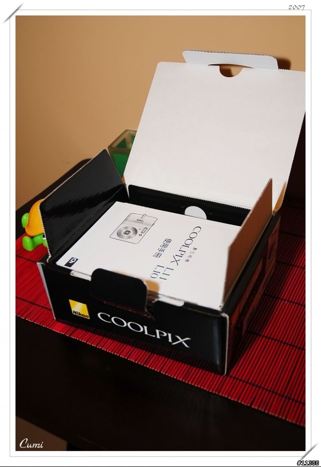 〔純開箱〕買給父親大人的DC - Nikon COOLPIX L11