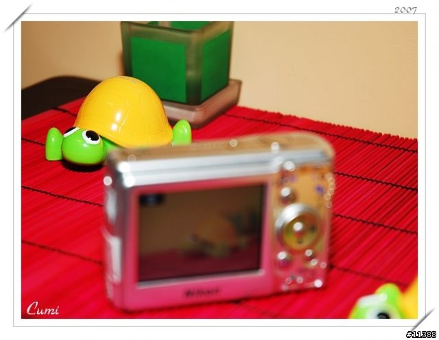 〔純開箱〕買給父親大人的DC - Nikon COOLPIX L11