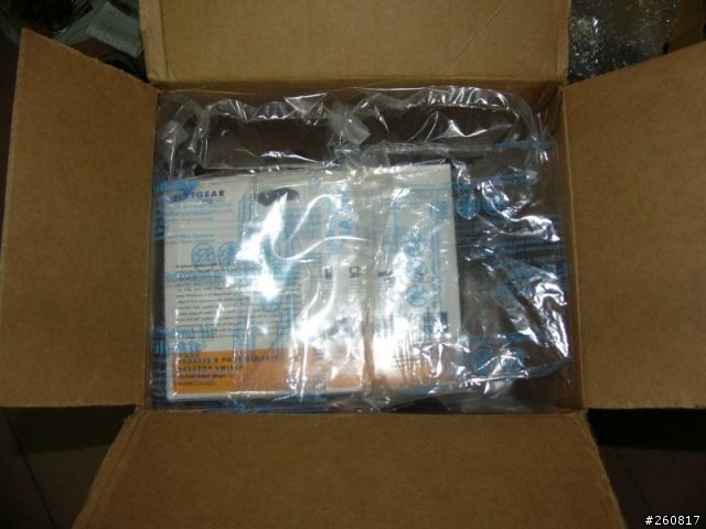 NETGEAR 8 Port Gigabit Switch 開箱&測試報告