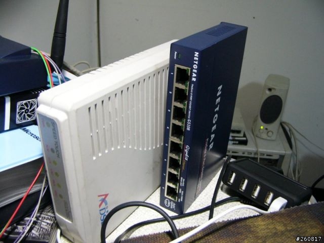 NETGEAR 8 Port Gigabit Switch 開箱&測試報告