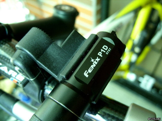 自製型 P1D CE 夾具